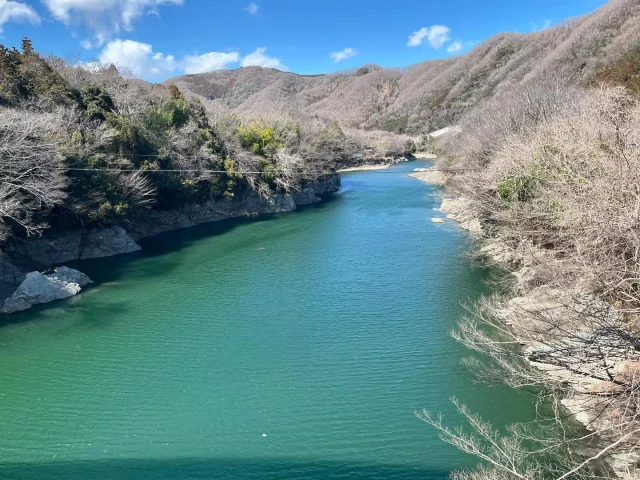 近くの川
※冬バージョンです！！