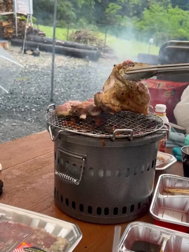 美味しいお肉を最高の食べ方で〜😉
#ルンルングランピング長瀞 #長瀞